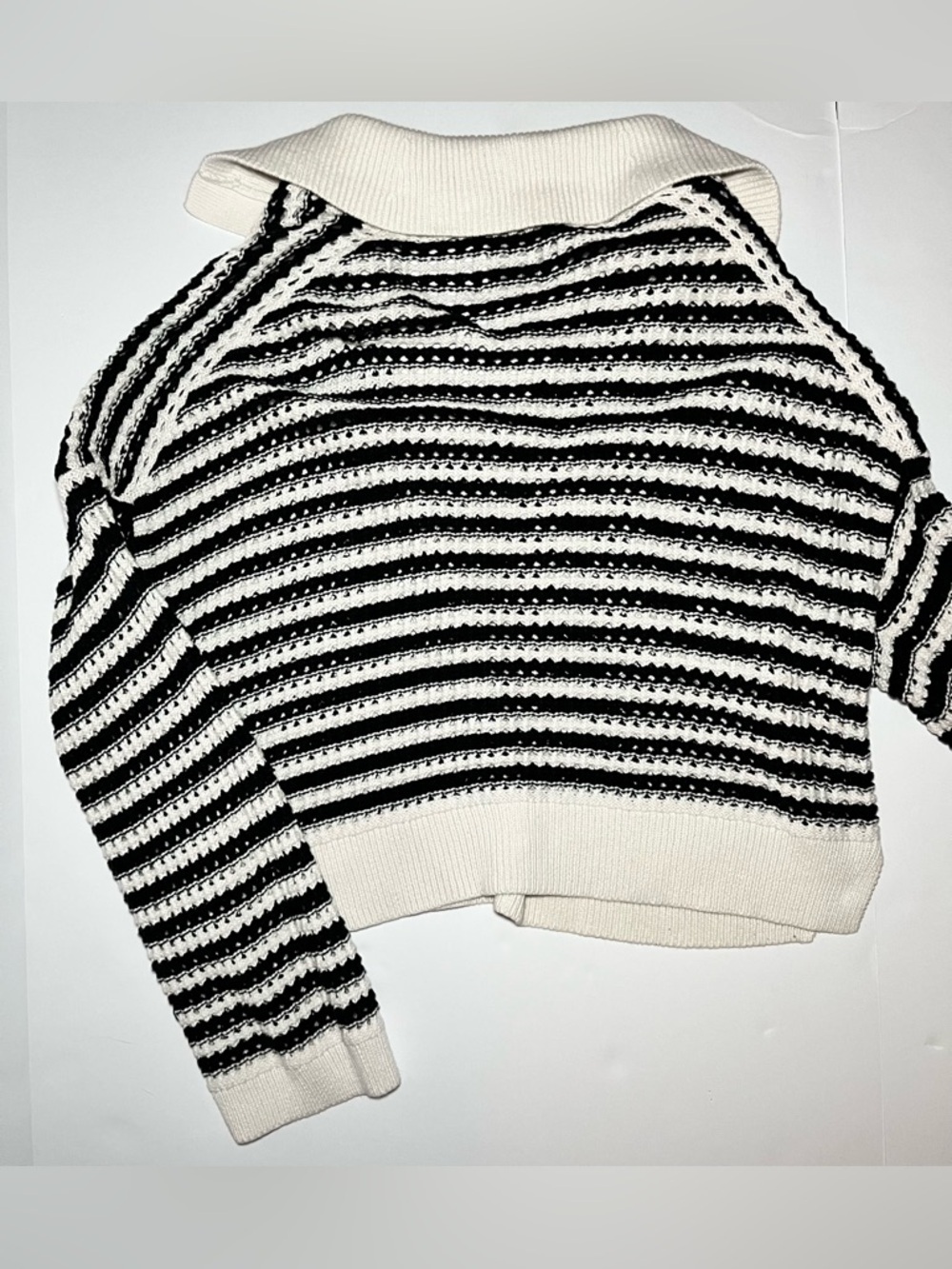 Abercrombie & Fitch Striped Crochet Sweater M | Coastal Grandma Nautical Chic - Picture 9 of 9